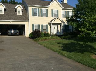 561 Adams Gate Rd, Winston Salem, NC 27107