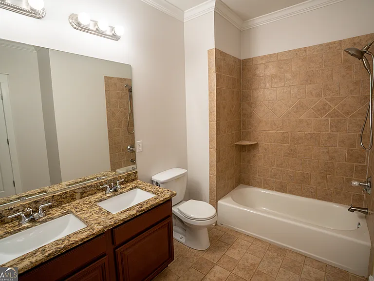 901 Custer Ave SE — Photo 15