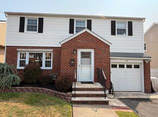 26 Glenview Rd, Nutley, NJ 07110