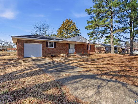 2nd image of 301 Holloway St NW