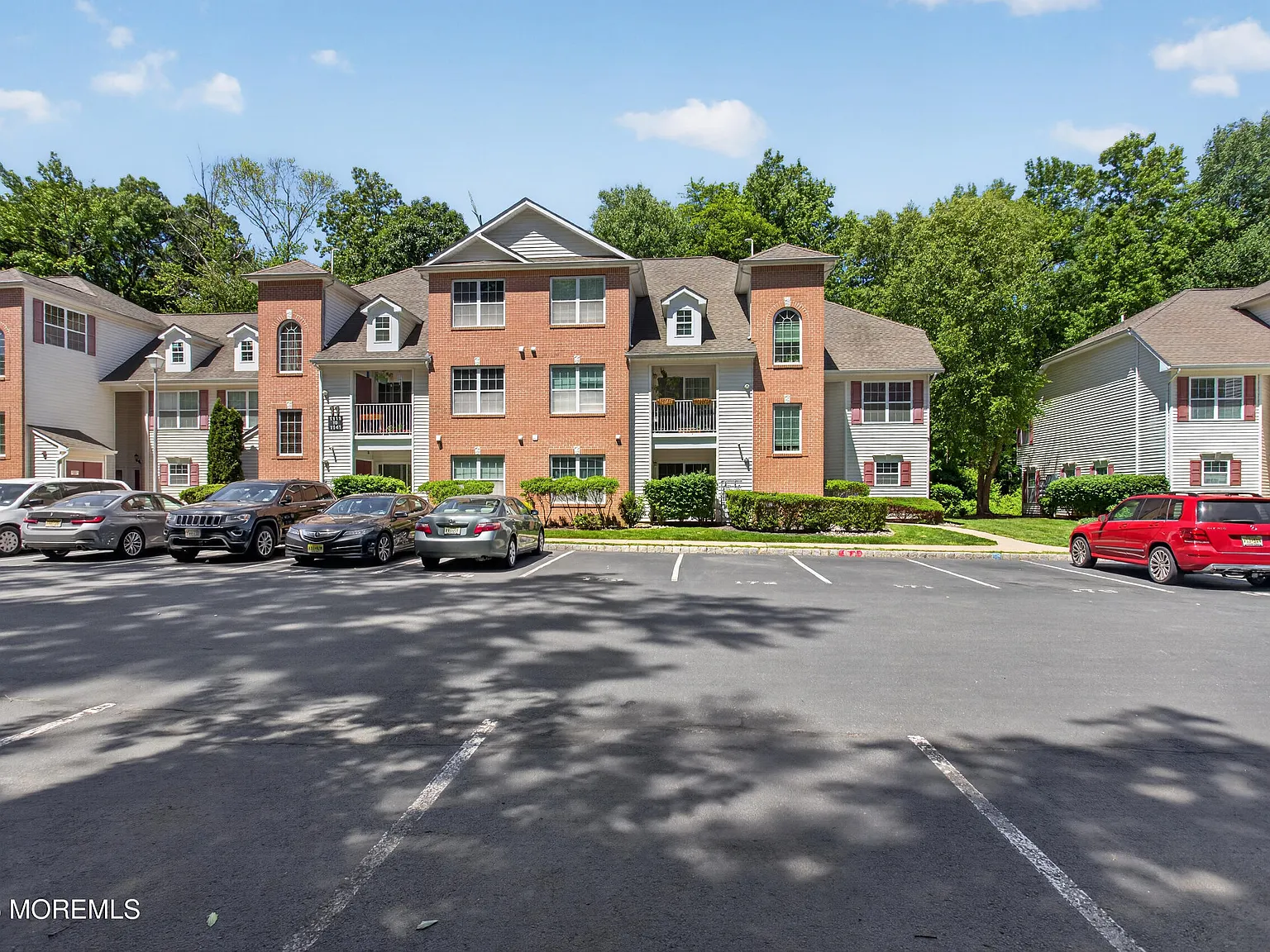 2 bed, 2.5 bath, 1186 sqft, $2,750 — Photo 2
