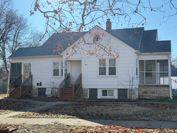231 W 4th St APT 4, Junction City, KS 66441