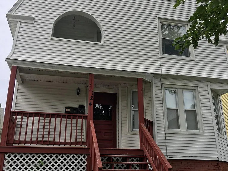 124 Pilgrim Ave #1 — Photo 1