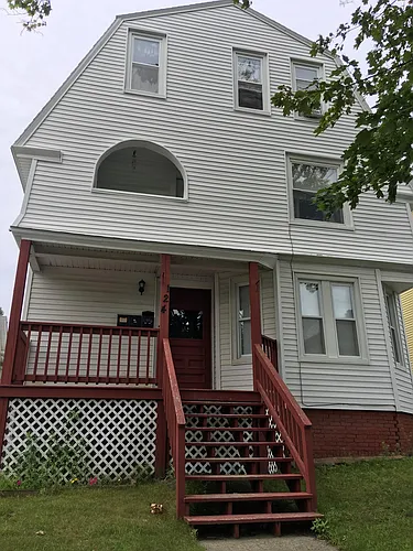 124 Pilgrim Ave #1 Photo 1