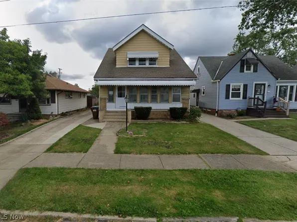 6618 Thornton Dr, Parma, OH 44129