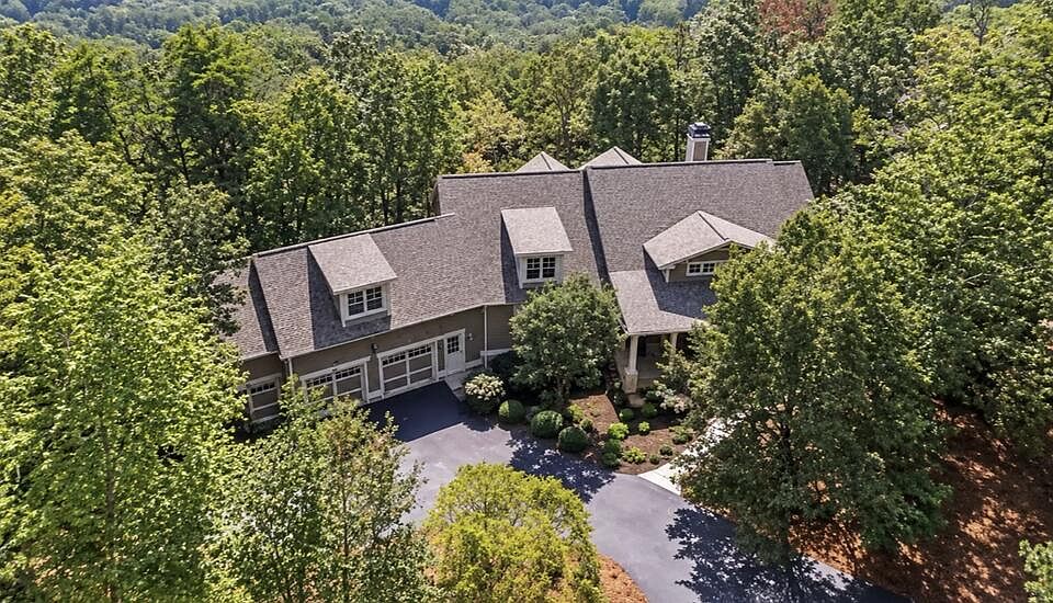 1st image of 188 Bluestern Dr SE