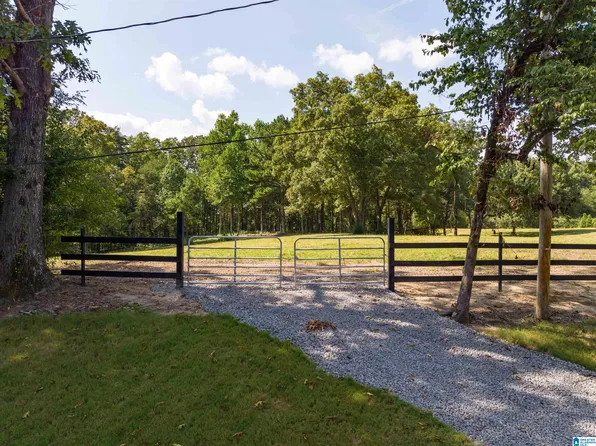 1423 7th Pl #1, Pleasant Grove, AL 35127
