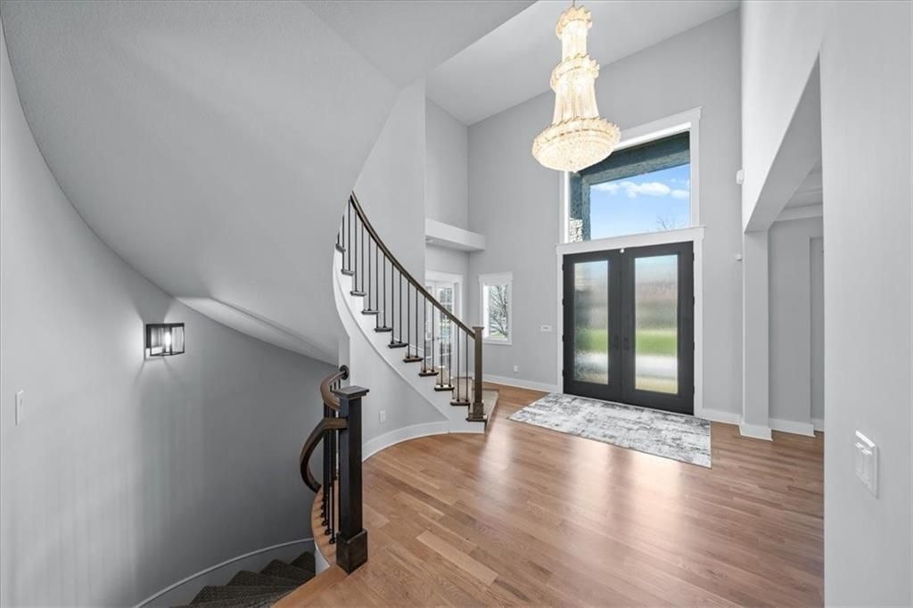 1744 NE Woodland Shores Ln, Lees Summit, MO - View 3