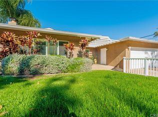 16201 Dickens St, Encino, CA 91436