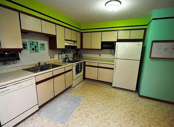 5th image of 350 Nicole Ln APT 6B