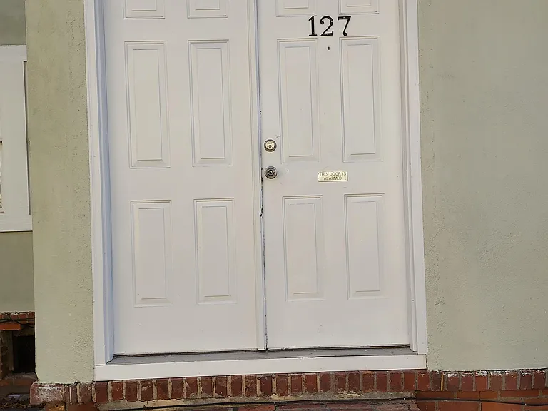 121 Sharpe St — Photo 20