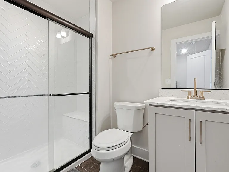 153 Locke St — Photo 11
