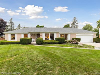 1383 Wagon Wheel Ln, Grand Blanc, MI, 48439