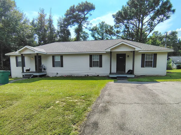 631 Elks Lake Rd #1, Hattiesburg, MS 39401