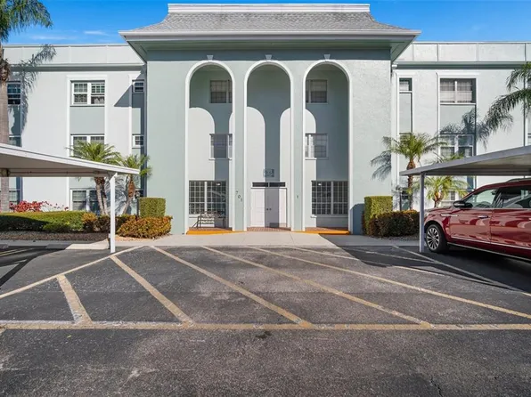 701 Poinsettia Rd APT 314, Belleair, FL 33756