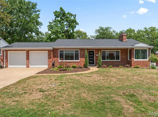 7739 Burr Oak Ln, Saint Louis, MO