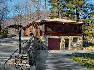 326 Robinson Rd, Clyde, NC 28721