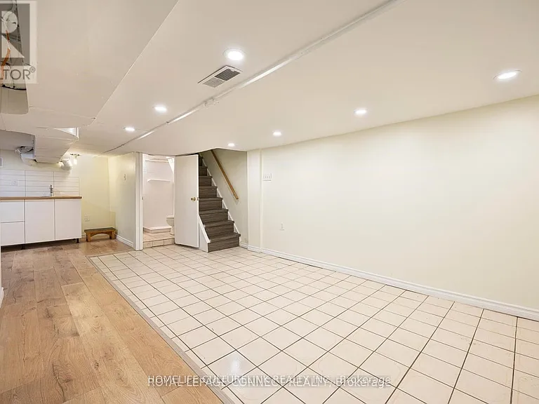 319 Concord Ave — Photo 12
