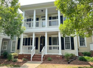 304 Presidents Walk Ln, Cary, NC 27519