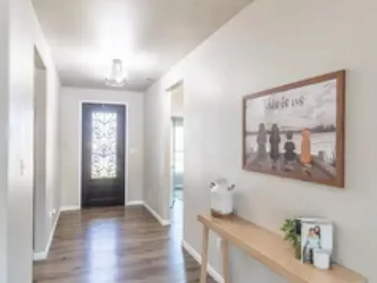 7449 Sleepy Hollow Ln — Photo 3