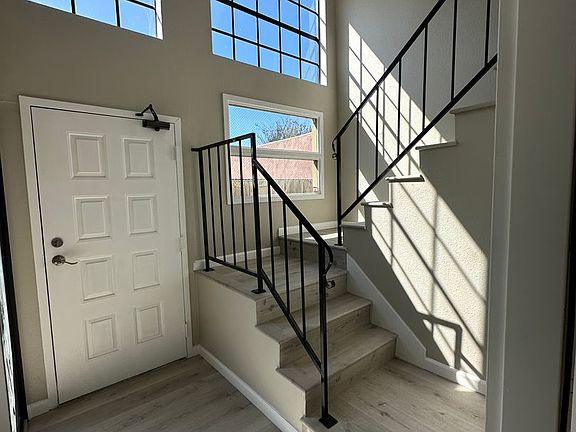 5th image of 455 E St APT 4
