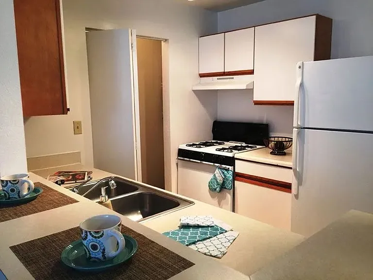 Fountain Park Apartments — Photo 55