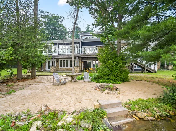 1064 Road 3200, Town Of Gravenhurst, ON P1P 1R2