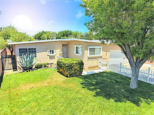 815 W Avenue H7 Photo 1