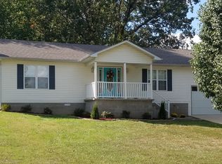 13 N Cane St, Ellsinore, MO 63937