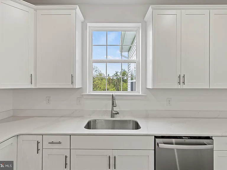 21 William Boyer Dr — Photo 17