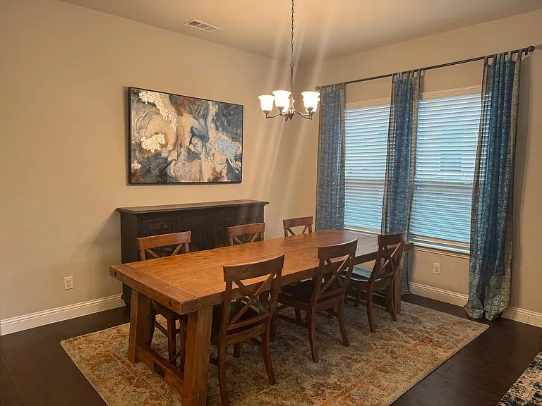 1304 Torrent Dr — Photo 4