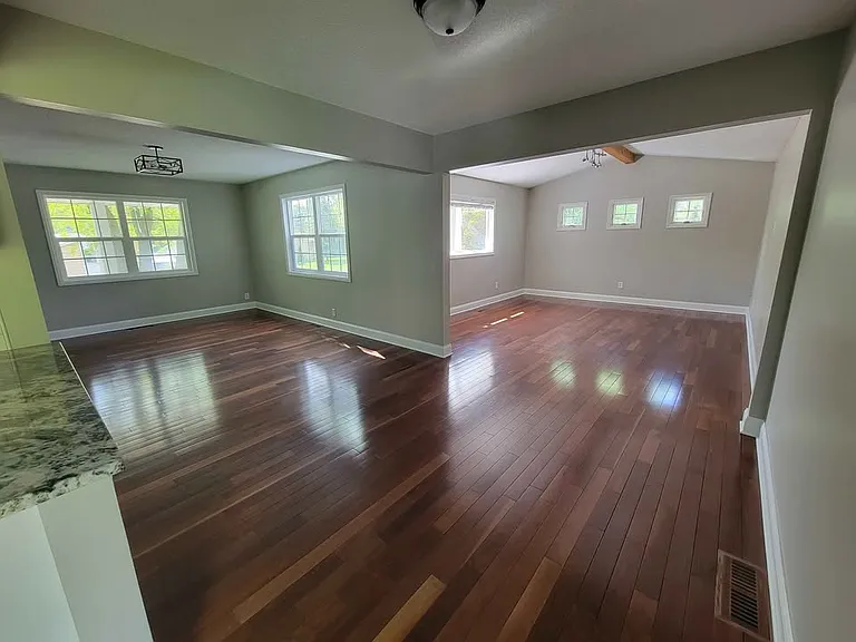 4370 Dakota St SE — Photo 16