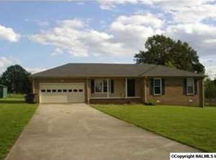 280 Rolan Gooch Rd, Hazel Green, AL 35750