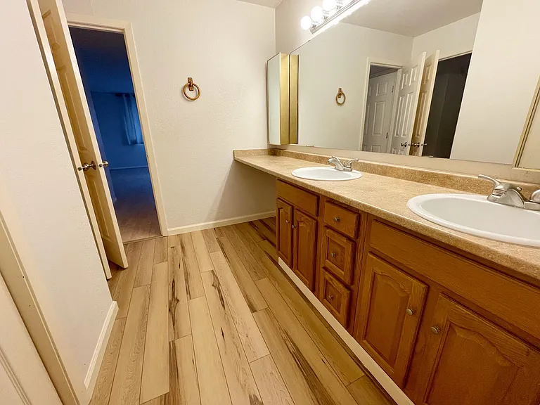 1130 Mila St — Photo 20