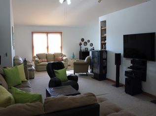 431 Banbury Ave, Elburn, IL 60119