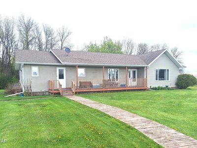 10341 Highway 18, Neche, ND, 58265
