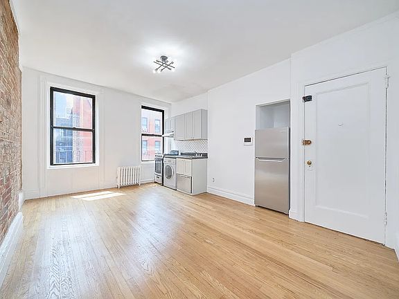 5th image of 430 E 66th St #17A