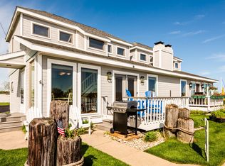 273 Shore View Way, Saint Joseph, MI 49085