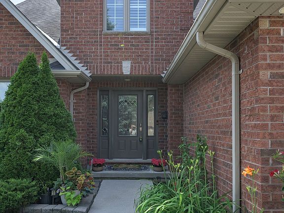 2nd image of 1134 Manchester Rd