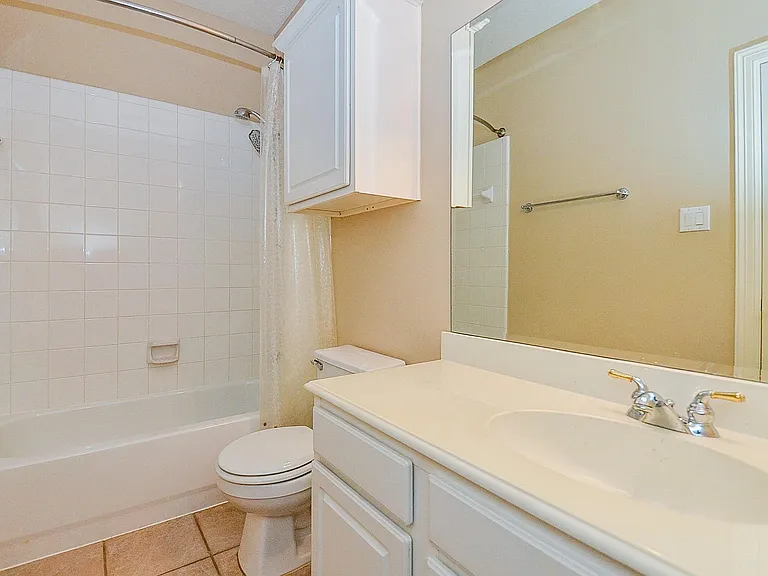 5208 Blossom St #5 — Photo 6