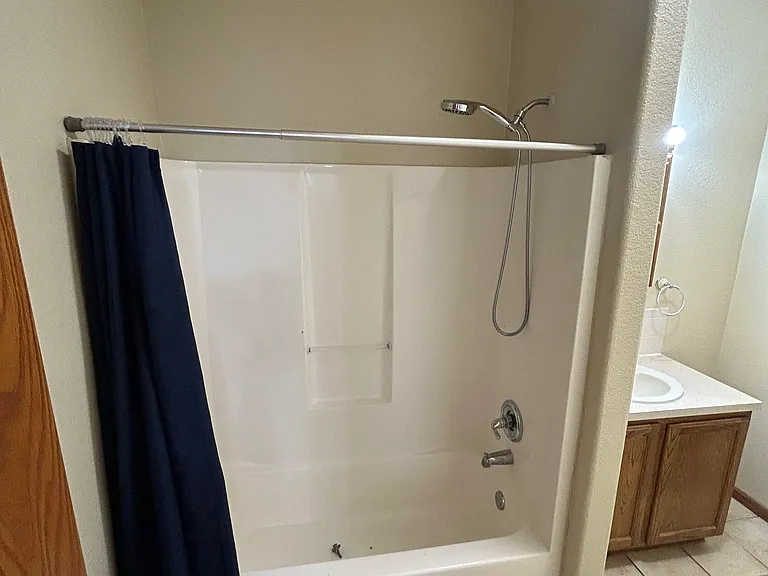 216 N Fern St — Photo 6