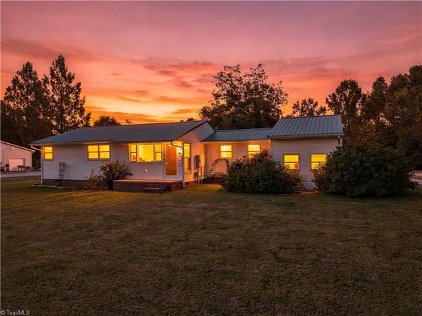 335 Plank Rd, Wadesboro, NC 28170