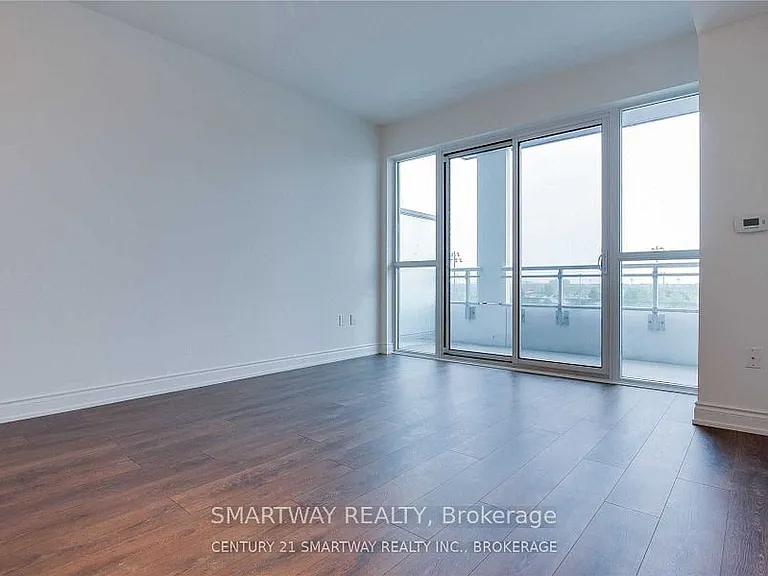 1050 Main St E #321 — Photo 10
