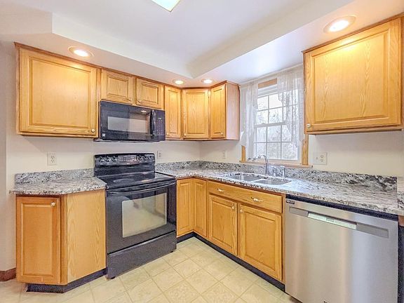 2nd image of 91 Lynch Rd