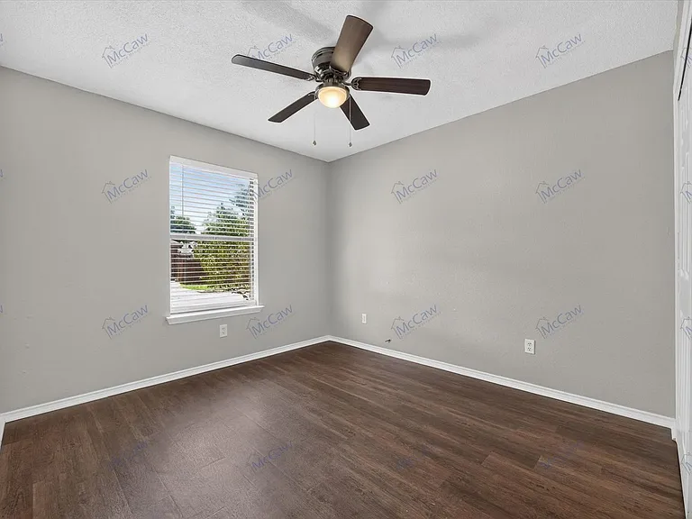 7001 Bentley Ave — Photo 18
