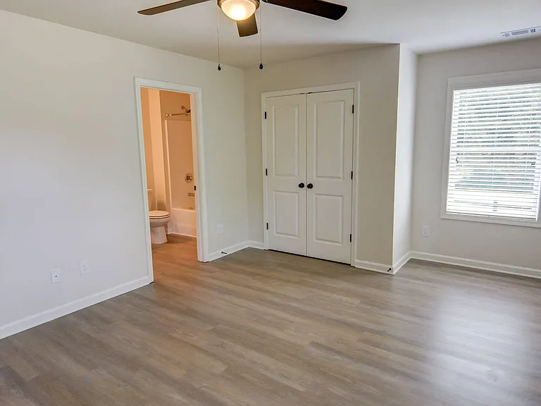 Oakwood Commons By Stella Homes — Photo 20
