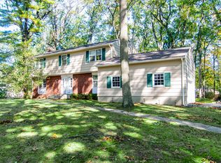 765 Nut Swamp Rd, Red Bank, NJ 07701