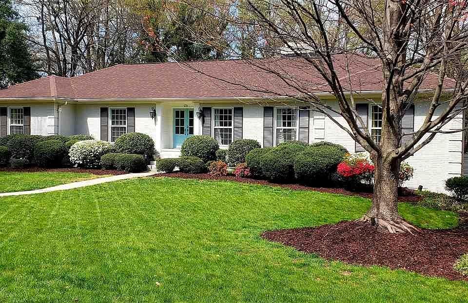 1st image of 139 W Seven Oaks Dr