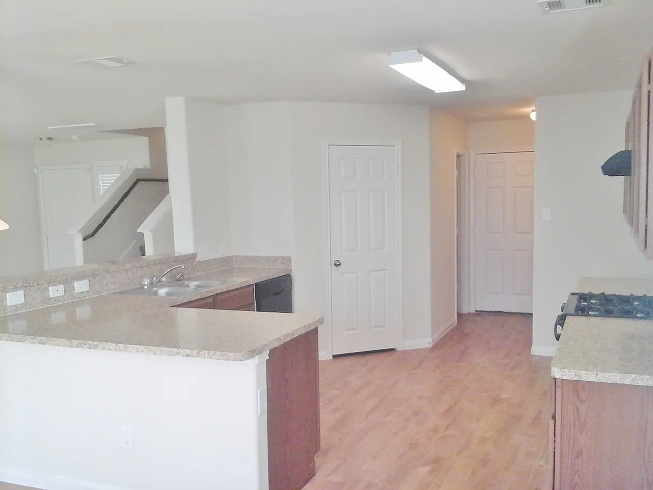 Southview Villas — Photo 1