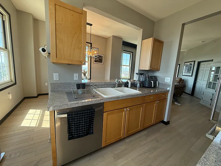 475 W 12th Ave #15H — Photo 9